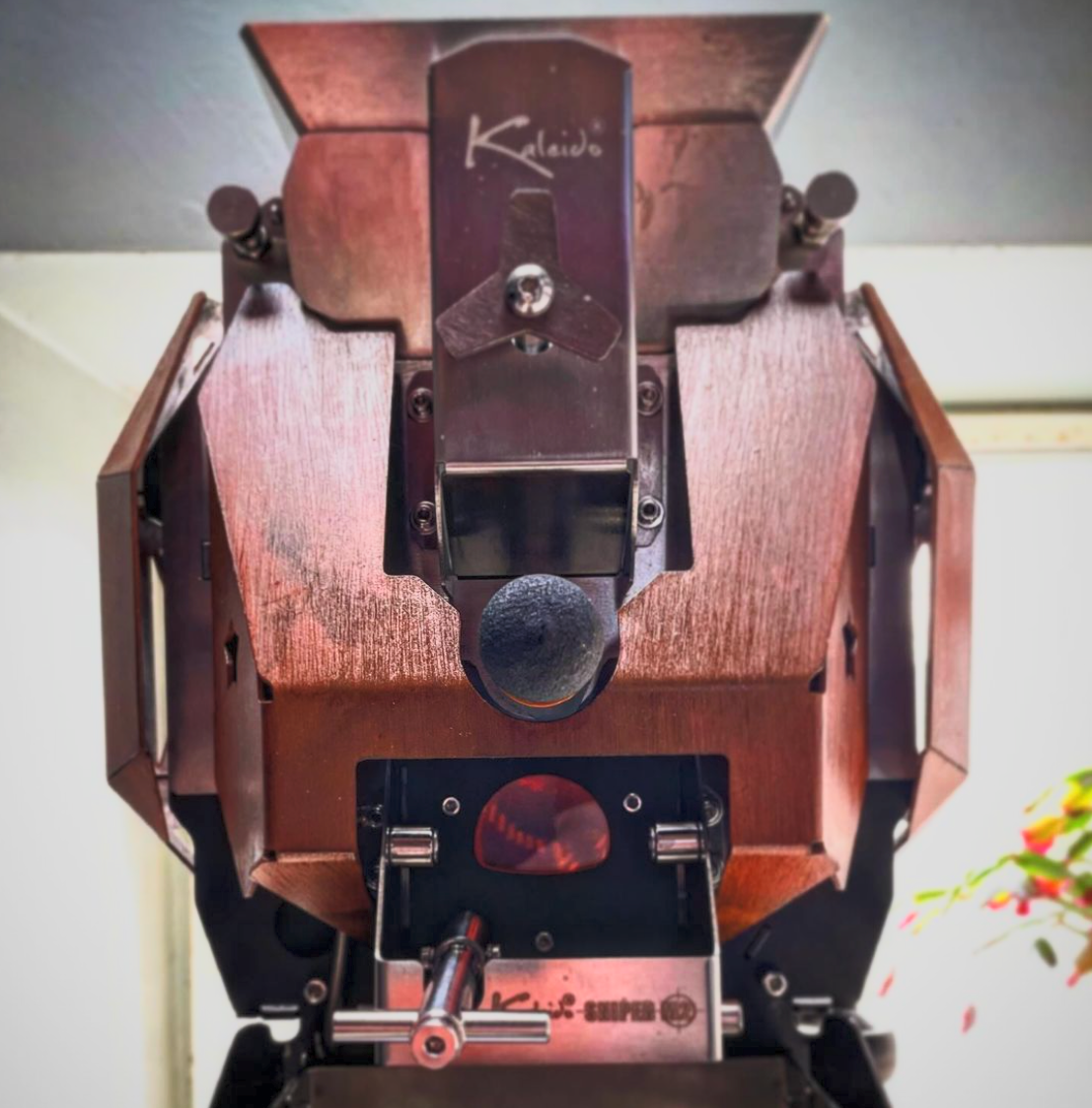 Roasting small-batch speciality coffee in the Highlands micro-roastery